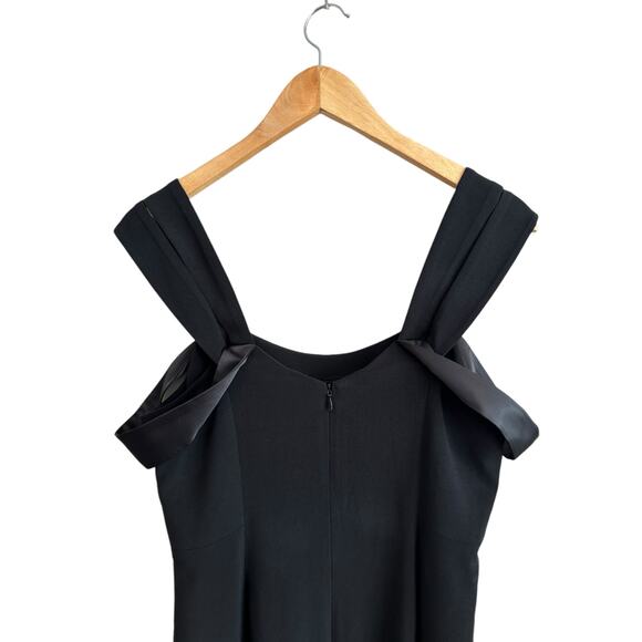 Halston Heritage Cold Shoulder Fitted Crepe Gown Thigh High Slit in Black Size 6 - Picture 11 of 16